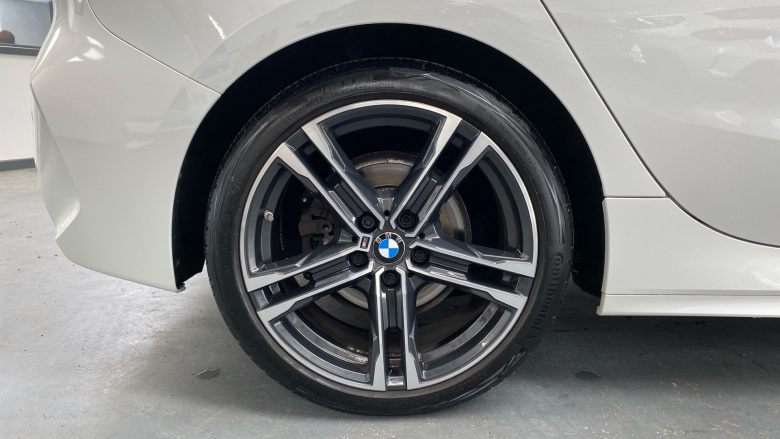 BMW 1 Series 118i [136] M Sport 5dr [Live Cockpit Professional] Petrol Hatchback